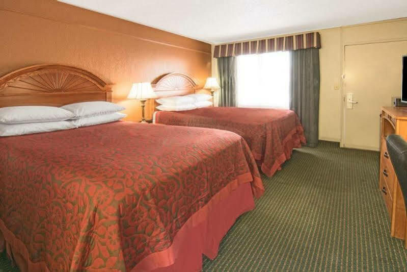 Days Inn By Wyndham N.W. Medical Center San Antonio Kültér fotó